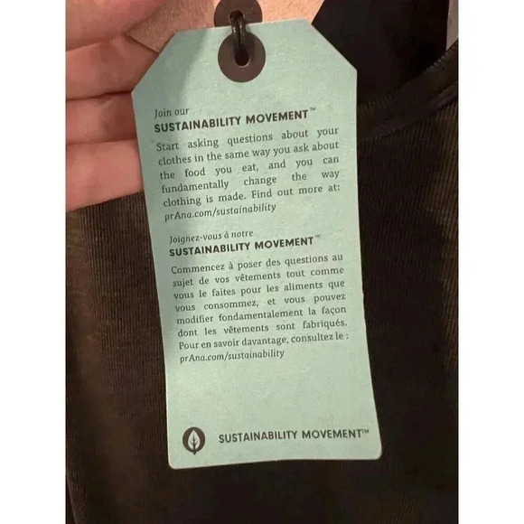 PrAna Becksa Tank Plus Black Size 1X UPF 50+ Shelf Bra Compression Stretch NWT - Picture 9 of 11